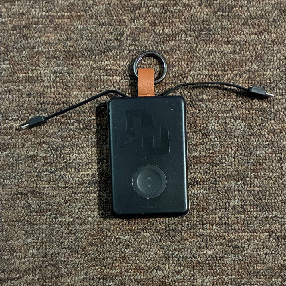 Tri iPhone portable charger